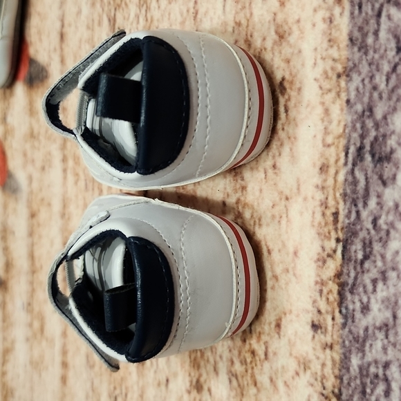 Baby soft bottom shoes - Picture 3 of 5